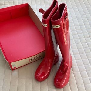 Hunter Women’s Glossy Red Rain Boots